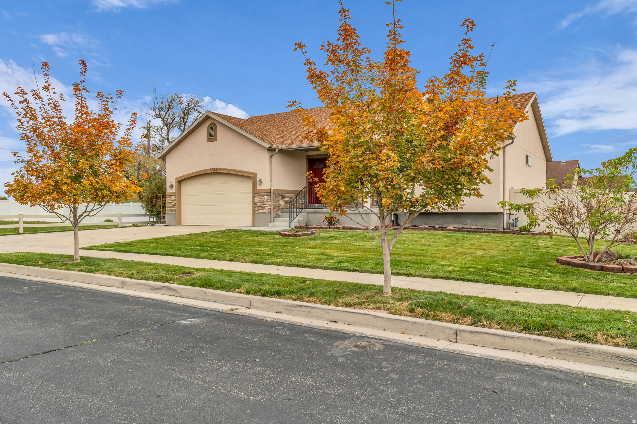 HUNTER WILLOWS PHASE 1 - Residential