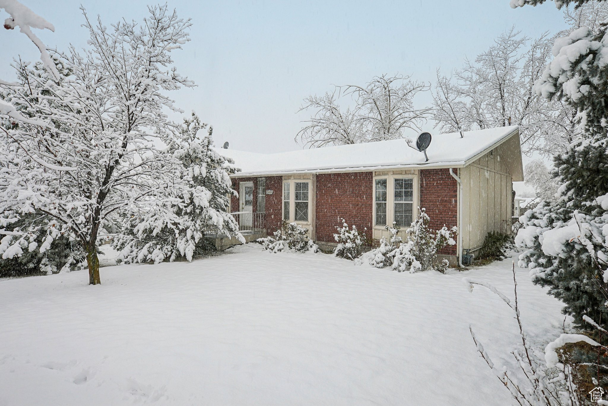 2090 E Meadow Lark Way, Sandy, Utah image 2