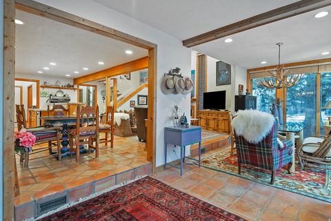 Tiny photo for 4 BONANZA CT, Park City, UT 84060 (MLS # 2127955)