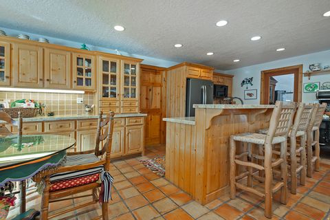 Tiny photo for 4 BONANZA CT, Park City, UT 84060 (MLS # 2127955)