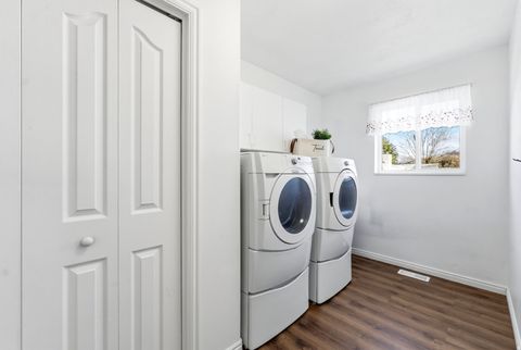 Tiny photo for 416 N 250 W, Payson, UT 84651 (MLS # 2126414)