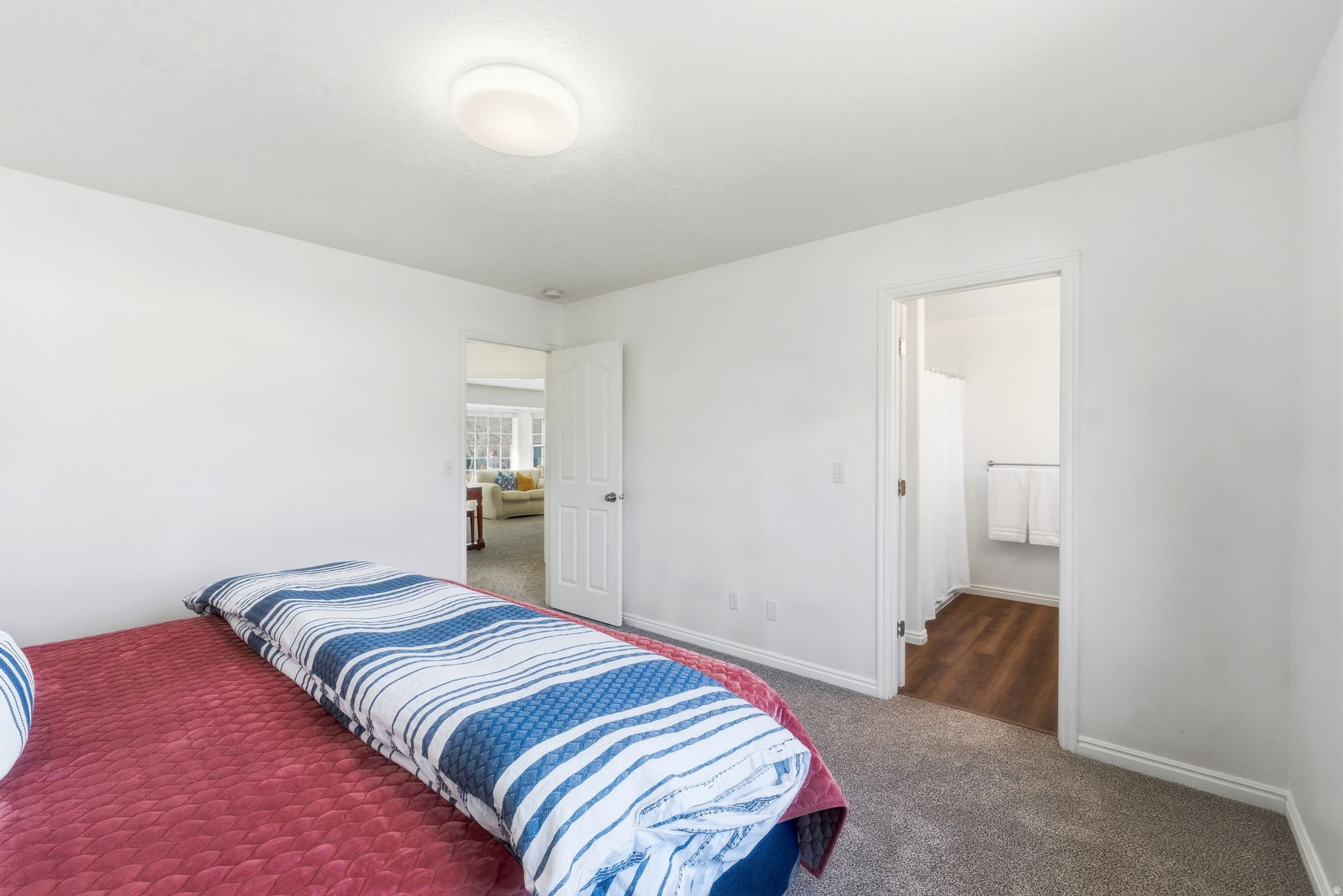 DIXON GROVE - Residential