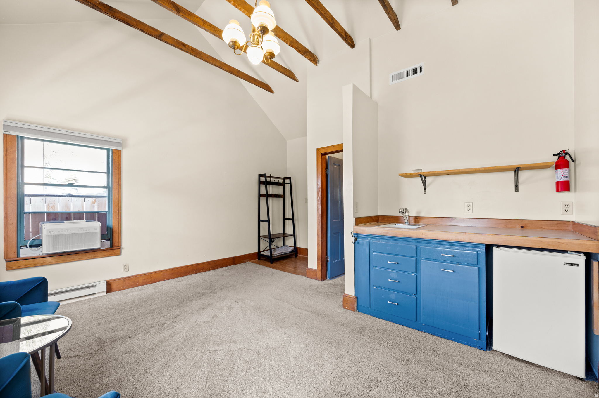 CAPITOL HILL - Residential