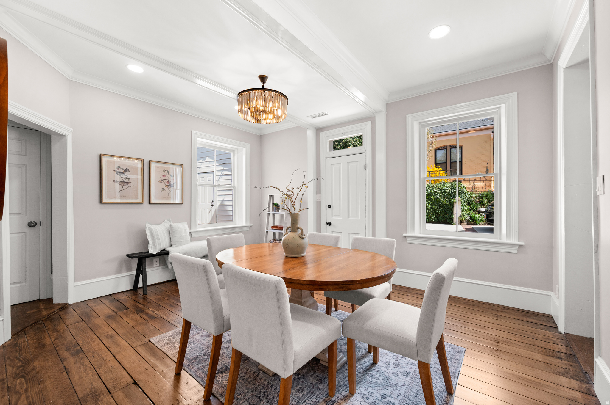 CAPITOL HILL - Residential