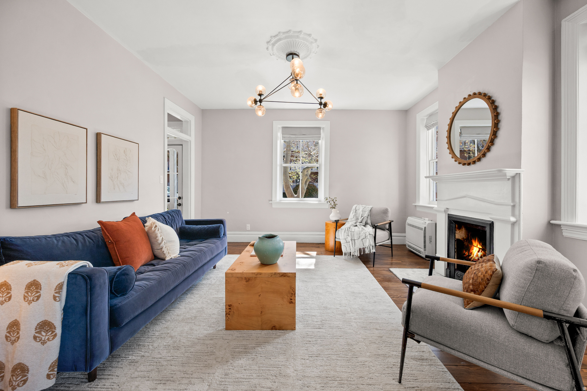 CAPITOL HILL - Residential