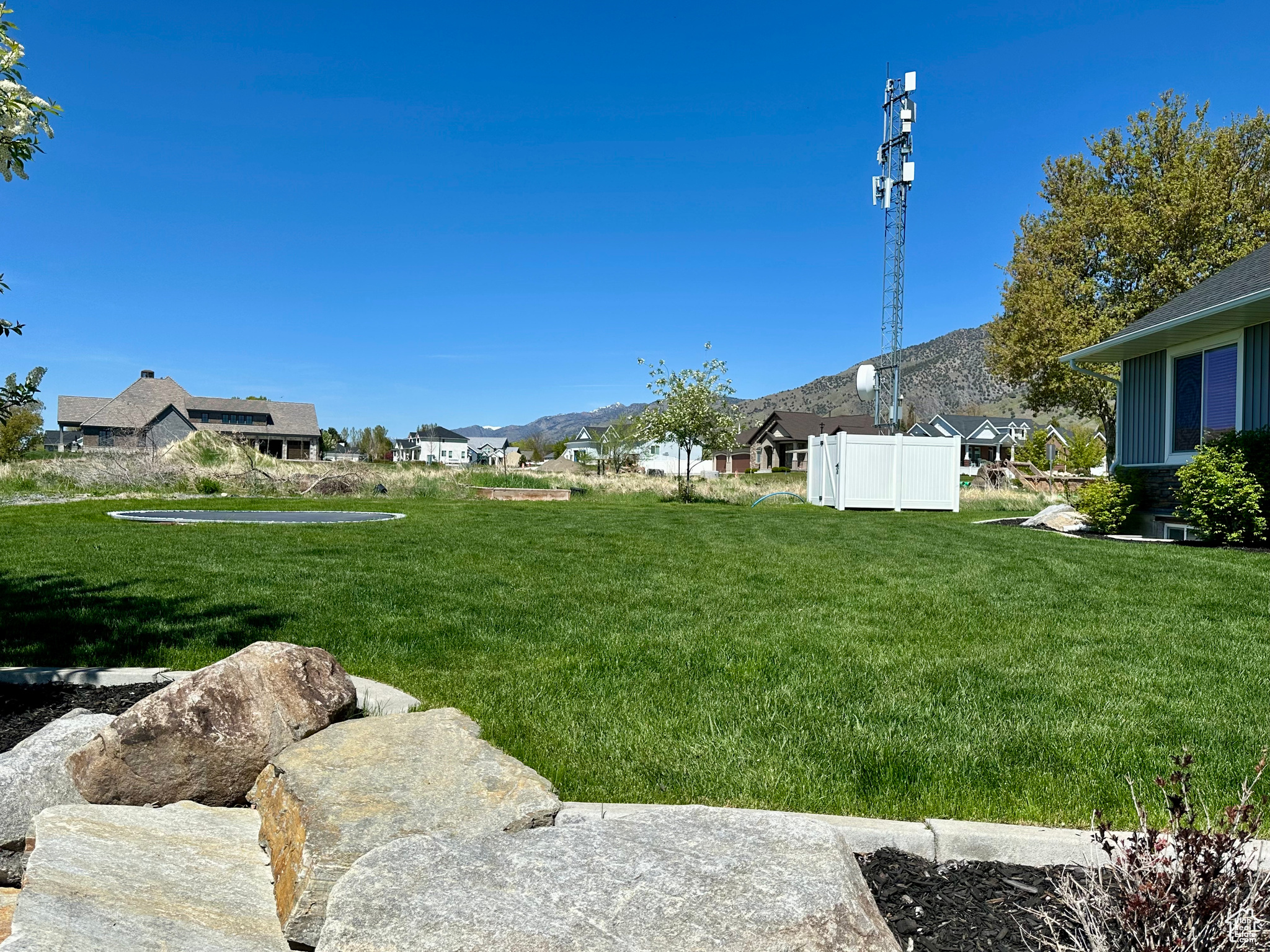 585 N 300, Millville, Utah image 47