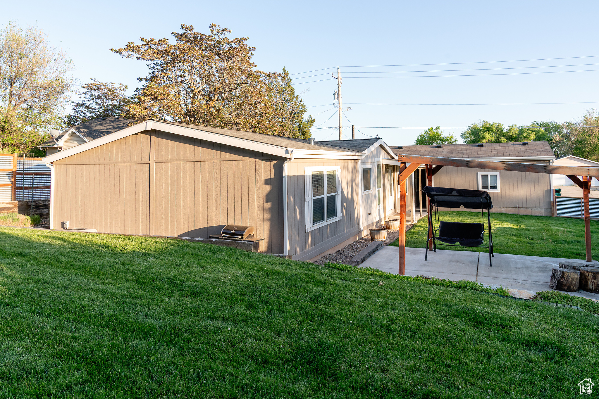 624 W 300 St, Clearfield, Utah image 2