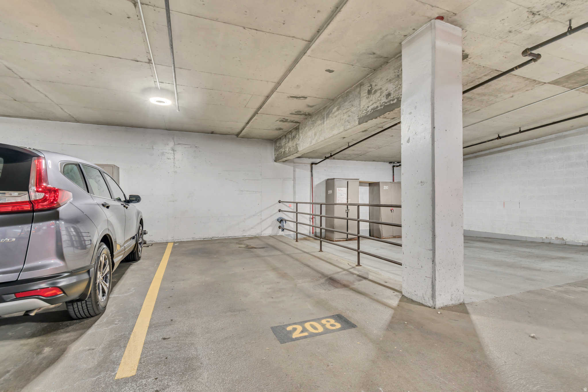 AMERICAN TOWERS - Residential