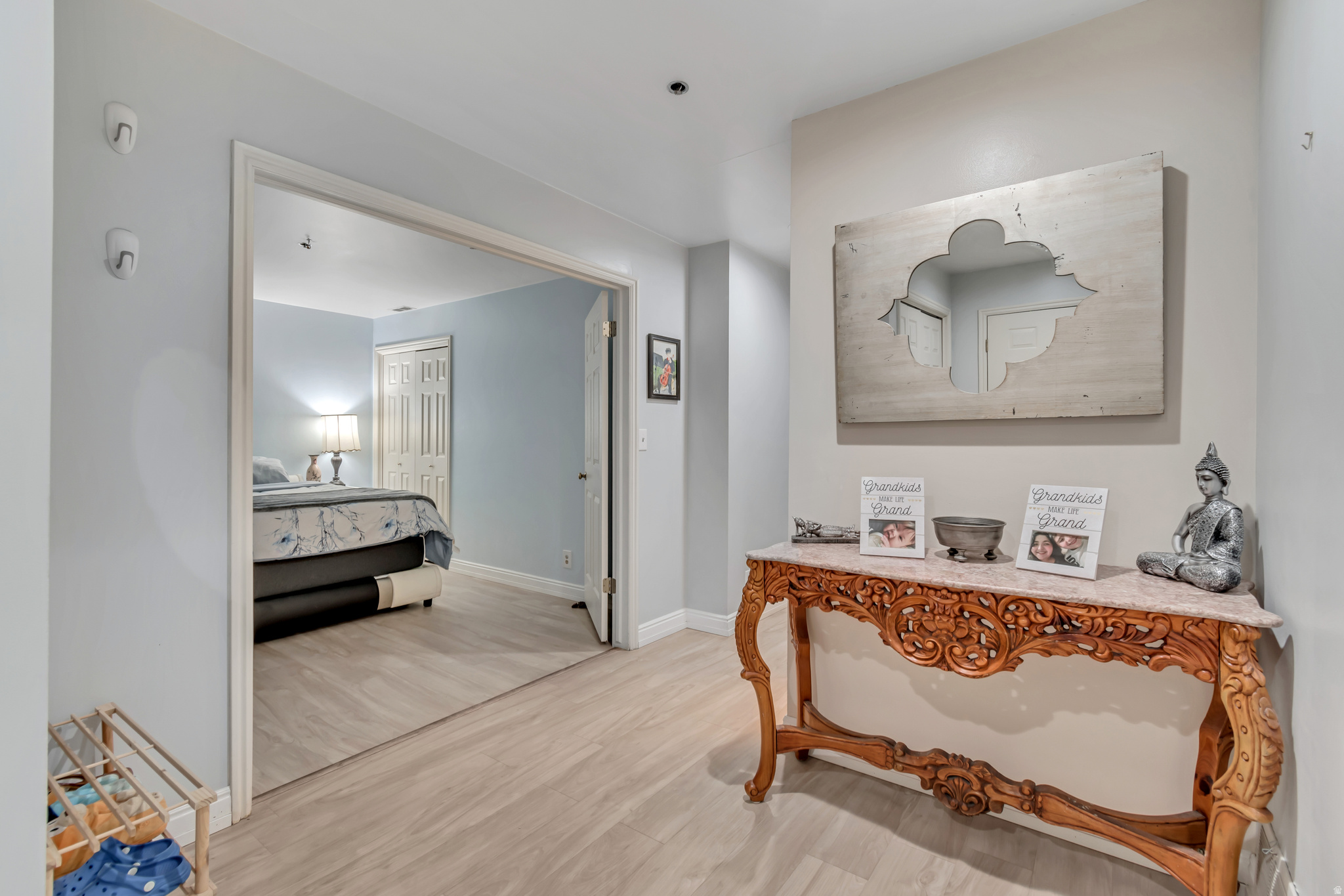 AMERICAN TOWERS - Residential