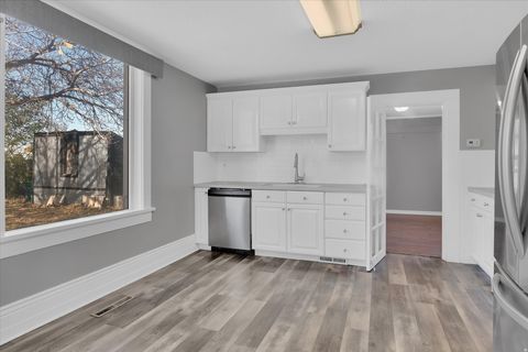 Tiny photo for 565 E 100 S, Hyrum, UT 84319 (MLS # 2121137)