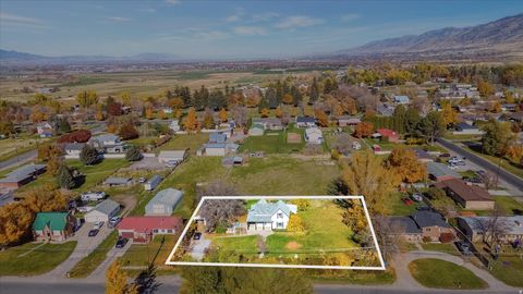 Tiny photo for 565 E 100 S, Hyrum, UT 84319 (MLS # 2121137)