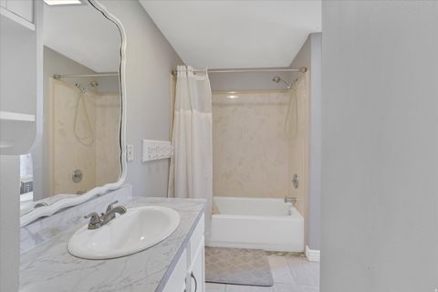 Tiny photo for 565 E 100 S, Hyrum, UT 84319 (MLS # 2121137)