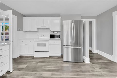 Tiny photo for 565 E 100 S, Hyrum, UT 84319 (MLS # 2121137)