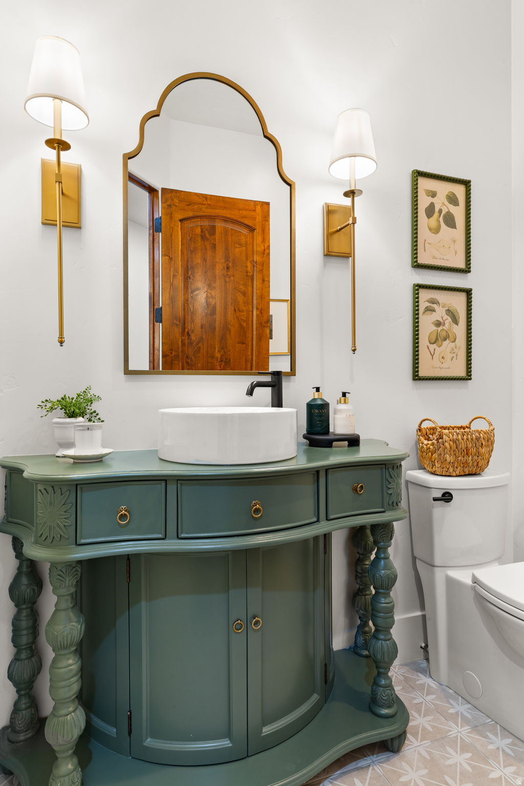 ARROWHEAD ESTATES - Residential