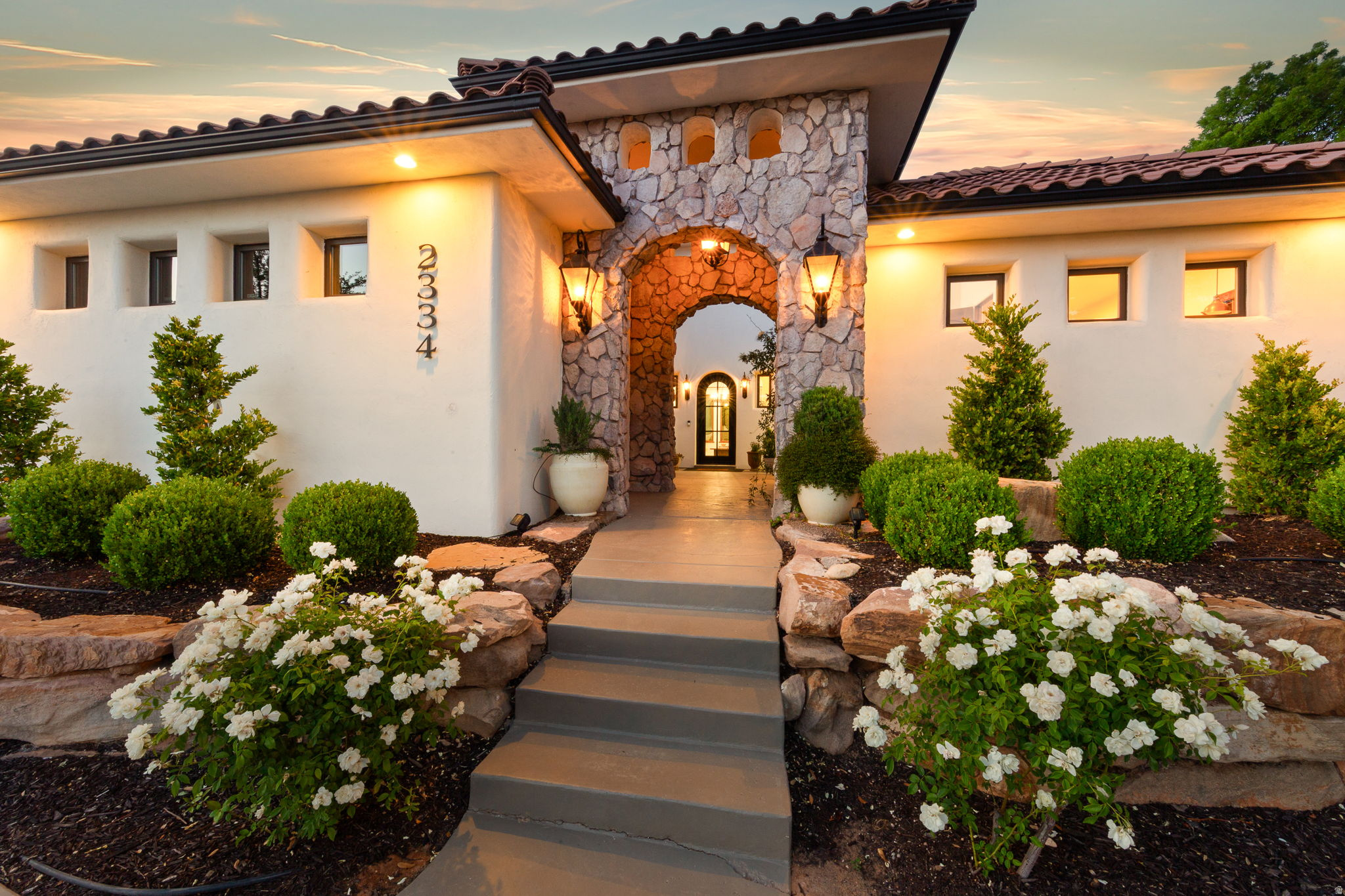 ARROWHEAD ESTATES - Residential