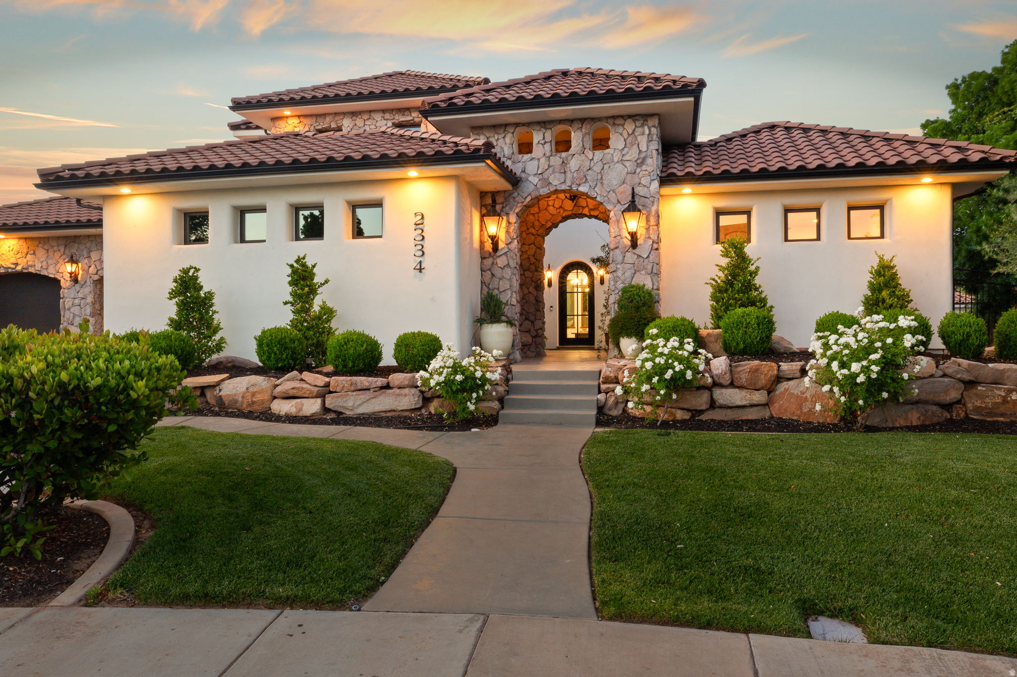 ARROWHEAD ESTATES - Residential