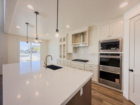 Tiny photo for 3872 W SAND LAKE DR #1005, South Jordan, UT 84009 (MLS # 2149137)