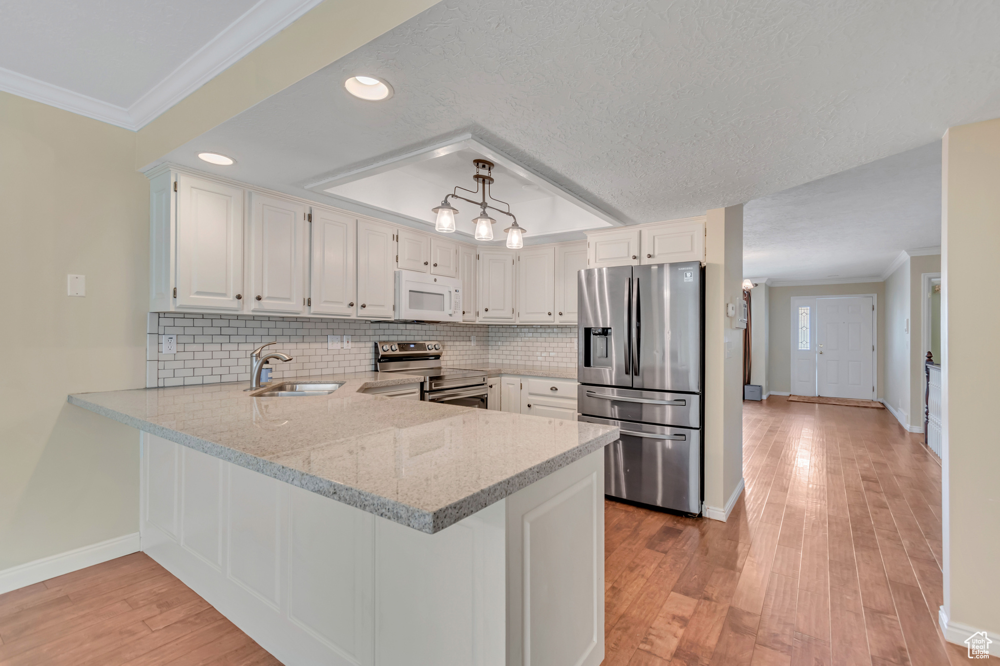 CORNERSTONE CONDO - Residential