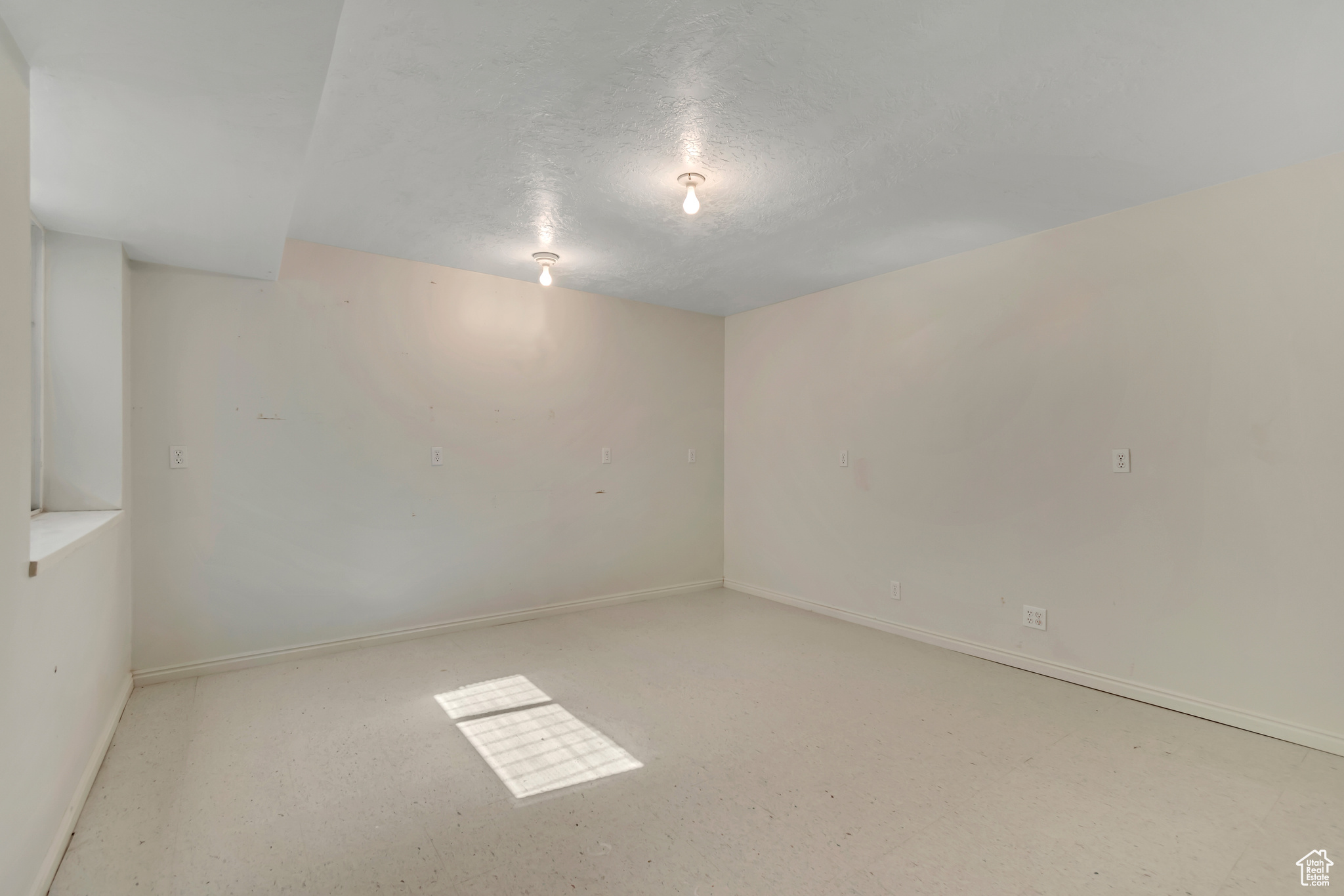 CORNERSTONE CONDO - Residential