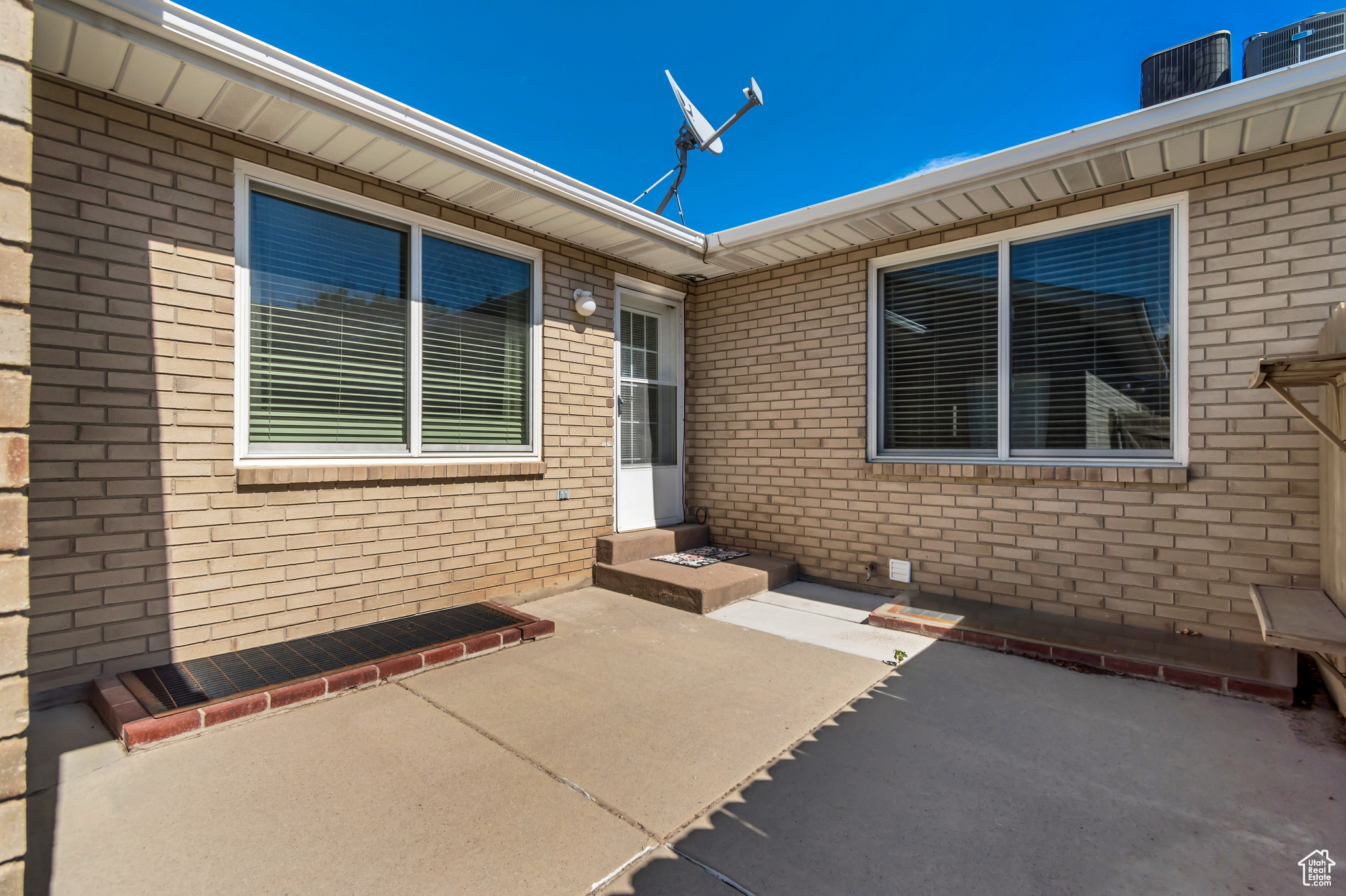 CORNERSTONE CONDO - Residential