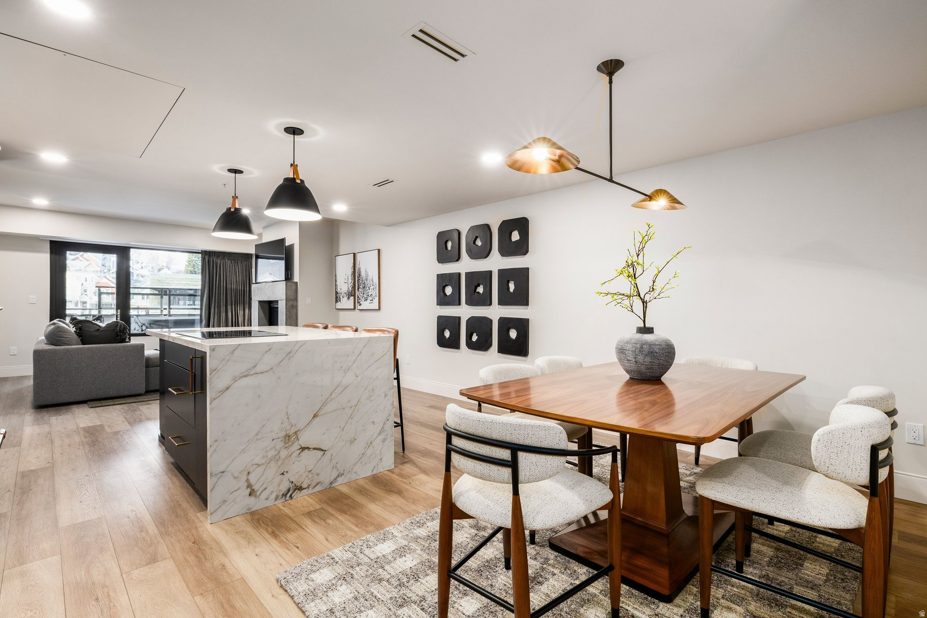 SKY LODGE - Residential