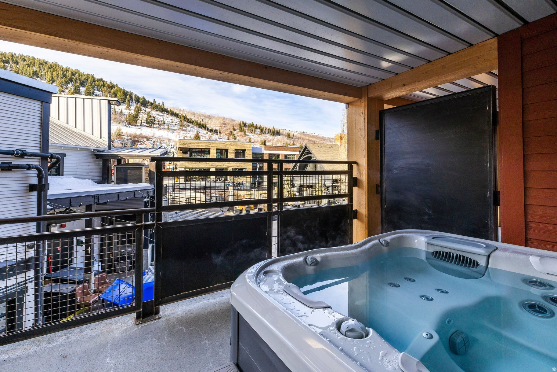 SKY LODGE - Residential