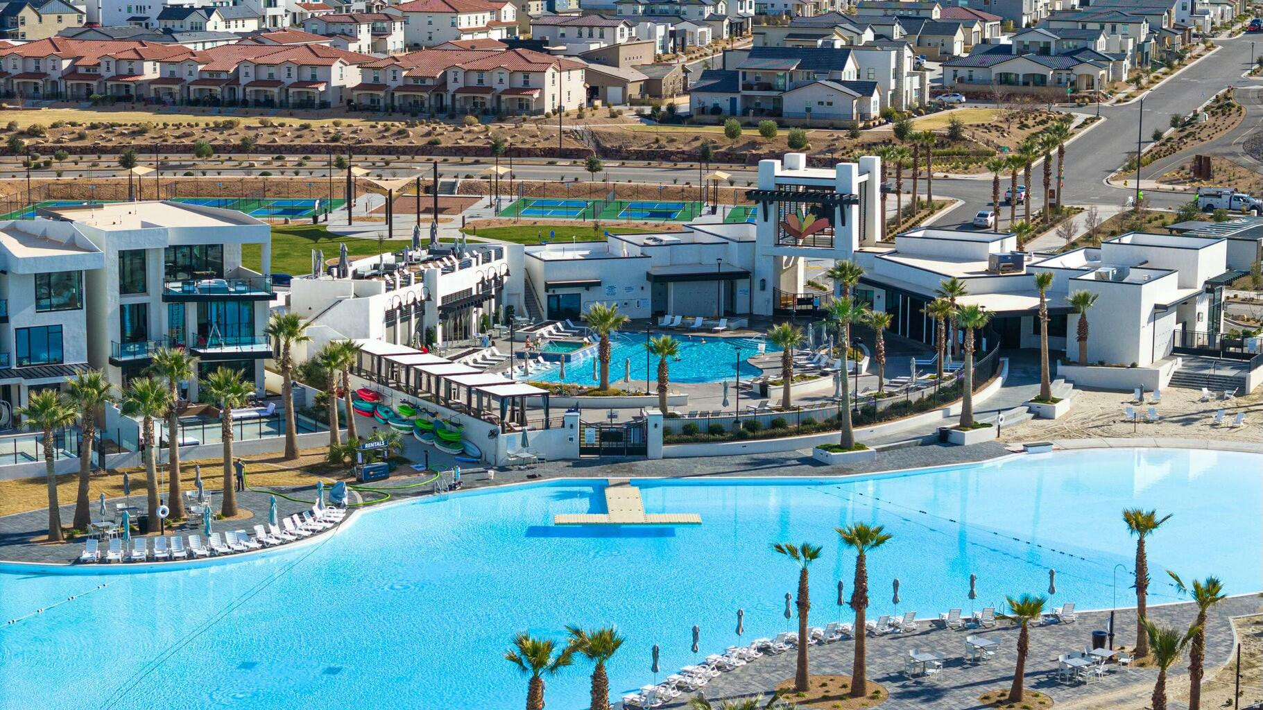 DESERT COLOR SKYLINE CONDOMINIUM PLAT 2 - Residential