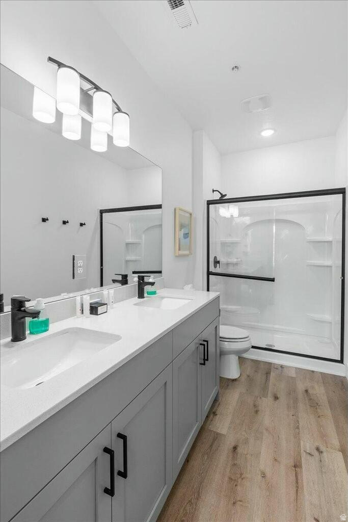 DESERT COLOR SKYLINE CONDOMINIUM PLAT 2 - Residential