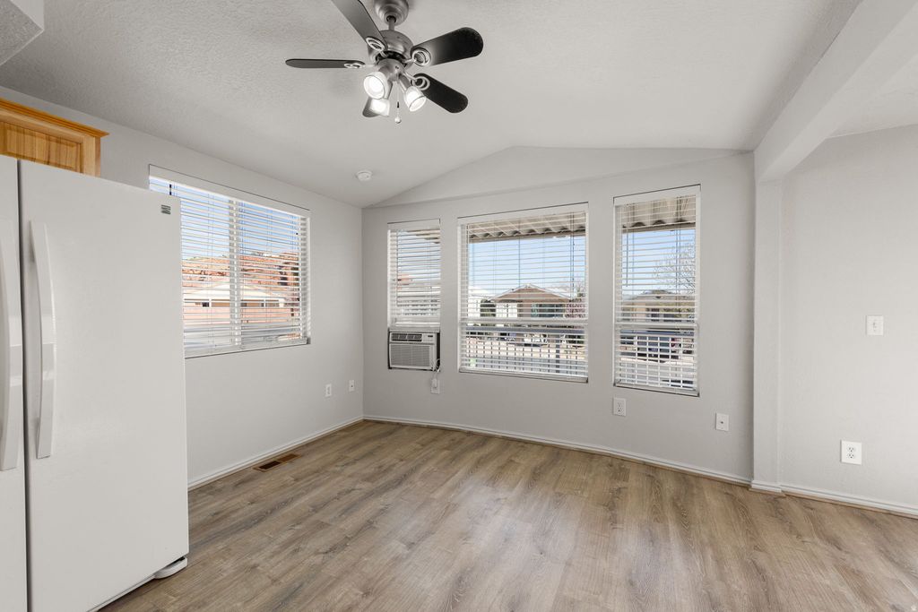 Photo of 1150 W RED HILLS PKWY #119, Washington, UT 84780 (MLS # 2140100)