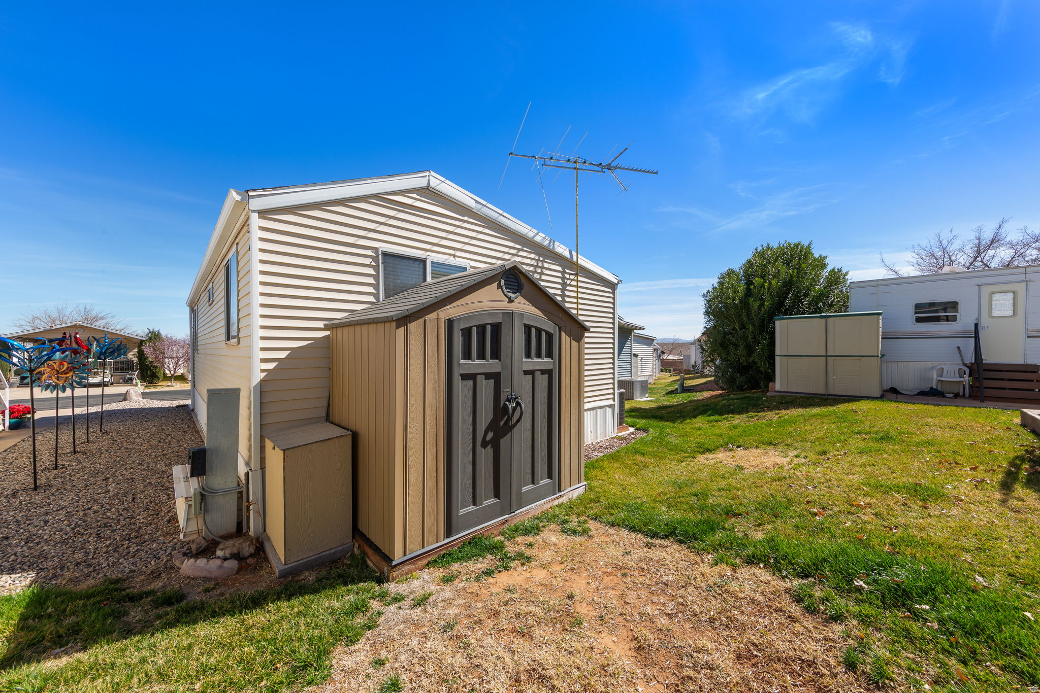 CANYON BREEZE RV - Residential