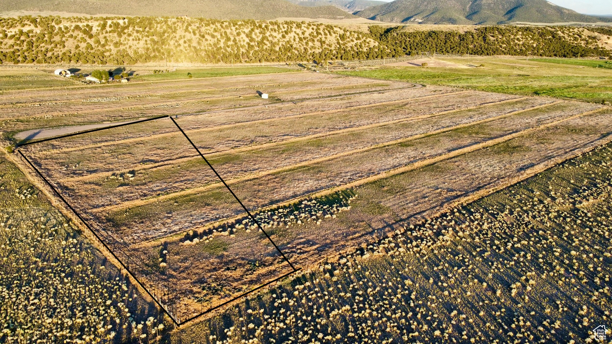 MINERAL VIEW ESTATES - Land