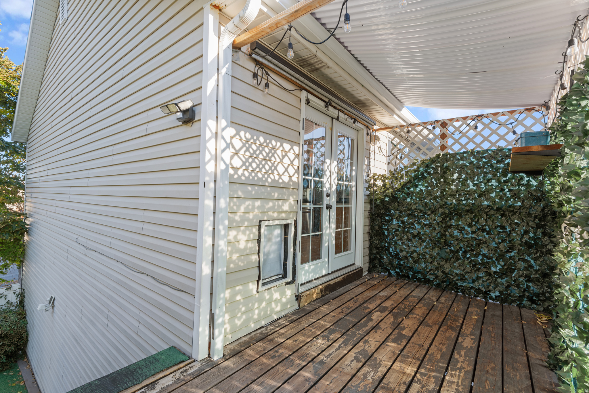 OVERLAKE ESTATES - Residential