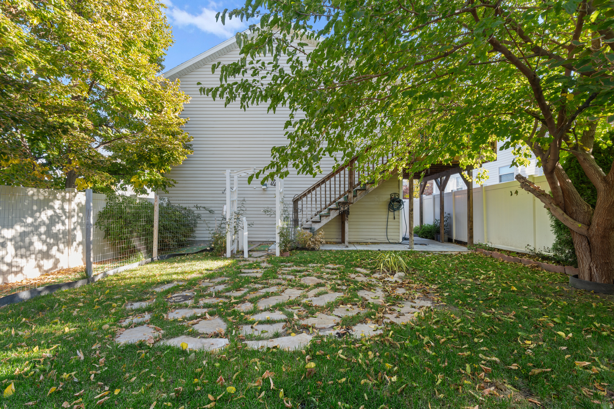 OVERLAKE ESTATES - Residential