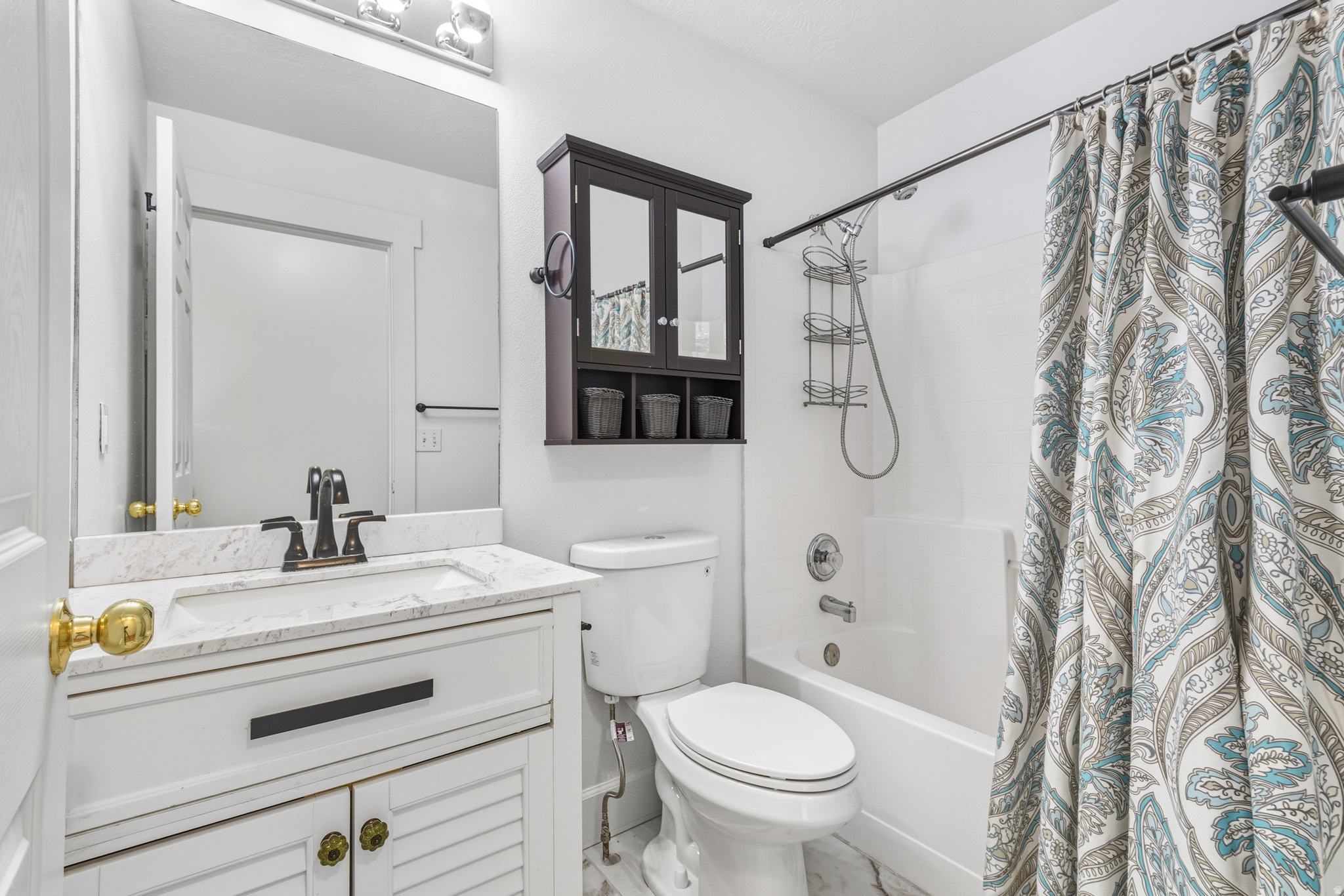 OVERLAKE ESTATES - Residential