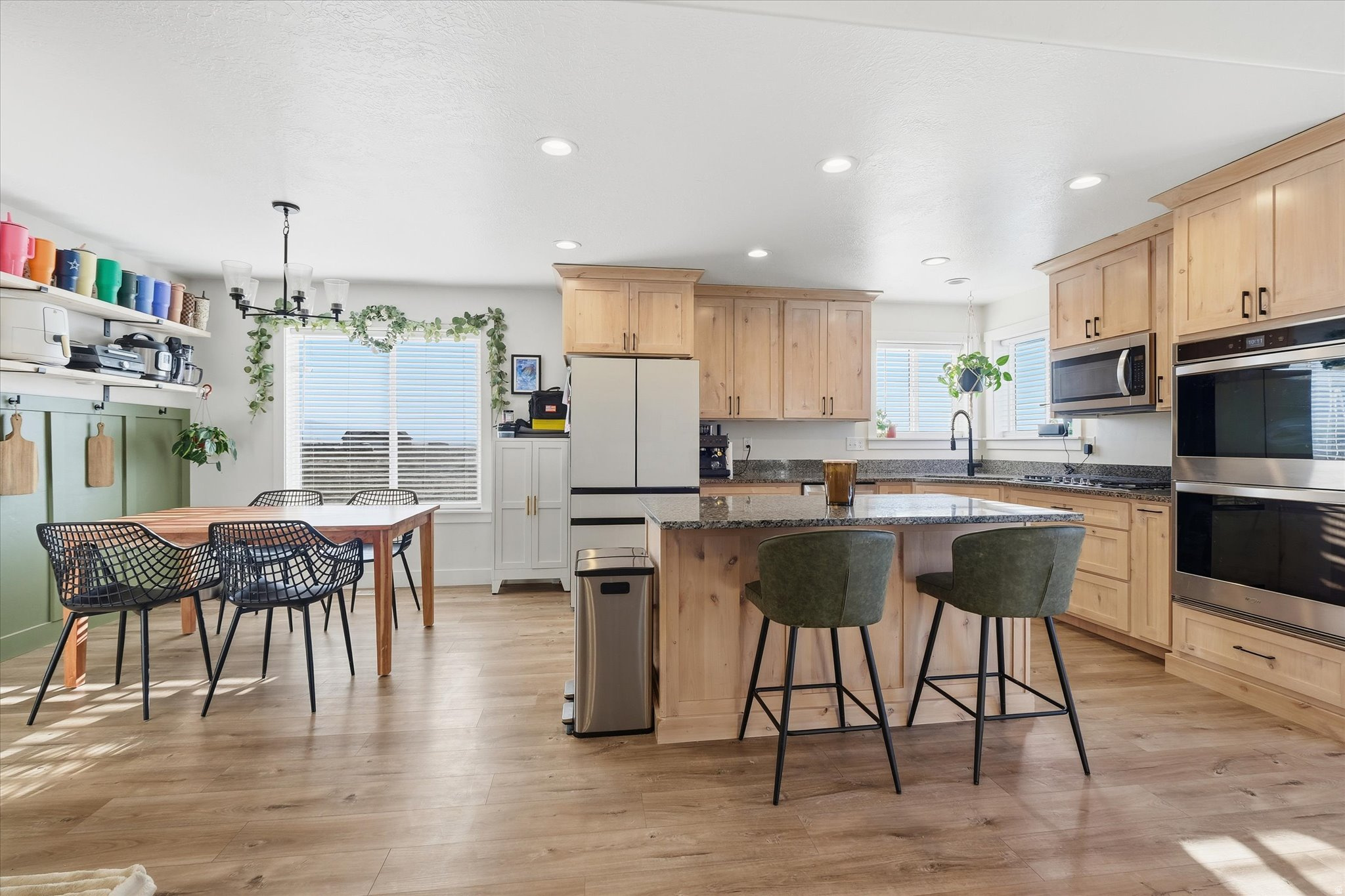 PLYMOUTH ACRES - Residential