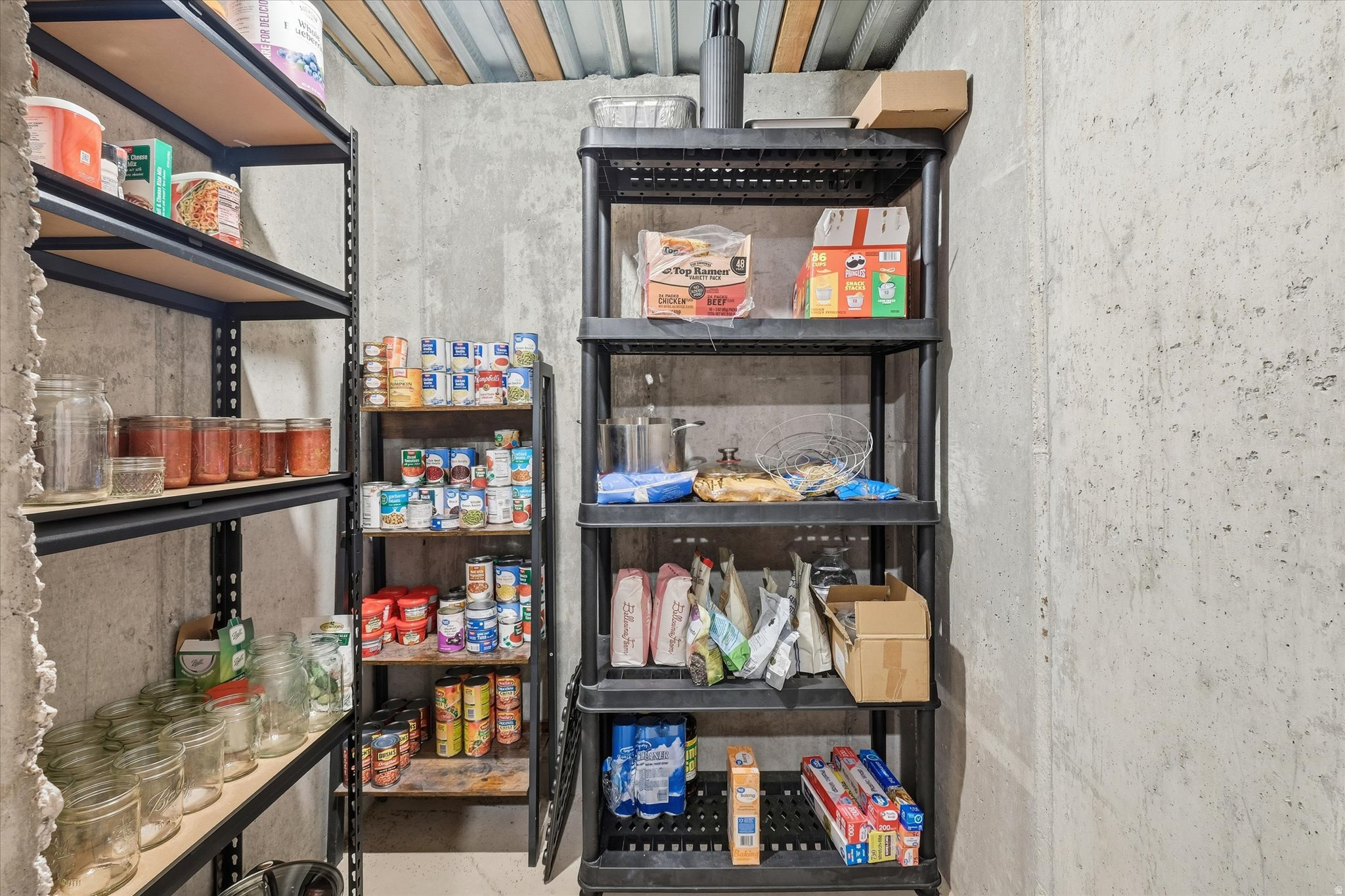 PLYMOUTH ACRES - Residential