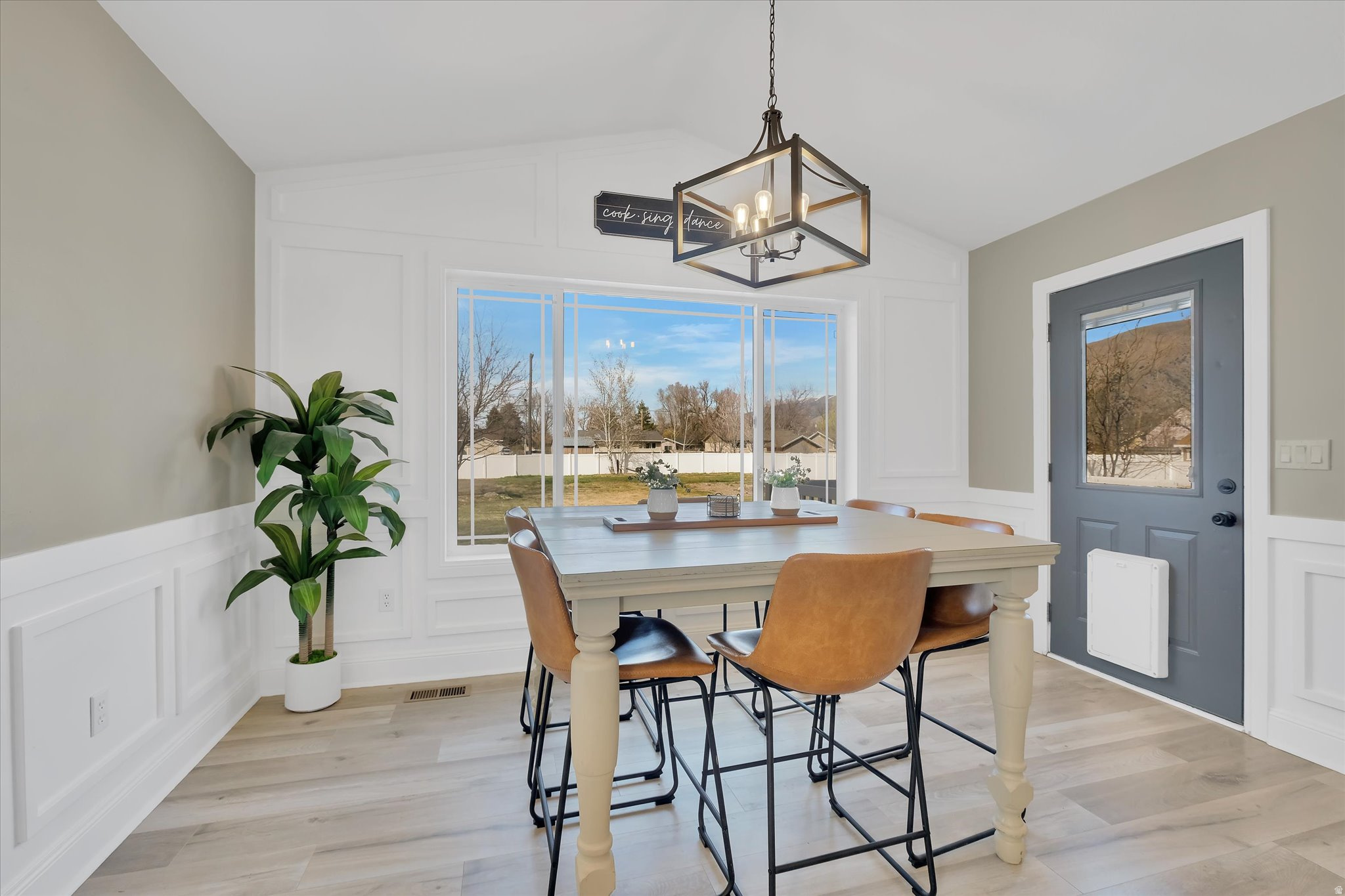 CONTINENTAL PARK SUB - Residential