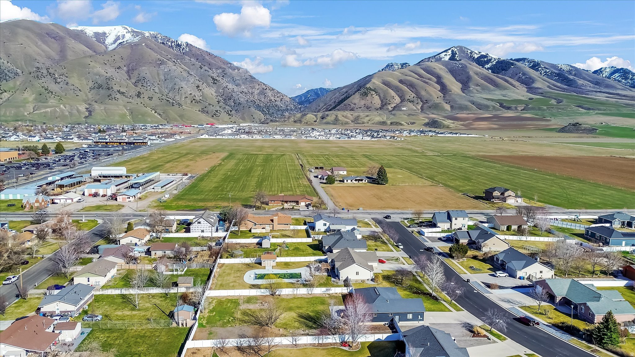 CONTINENTAL PARK SUB - Residential