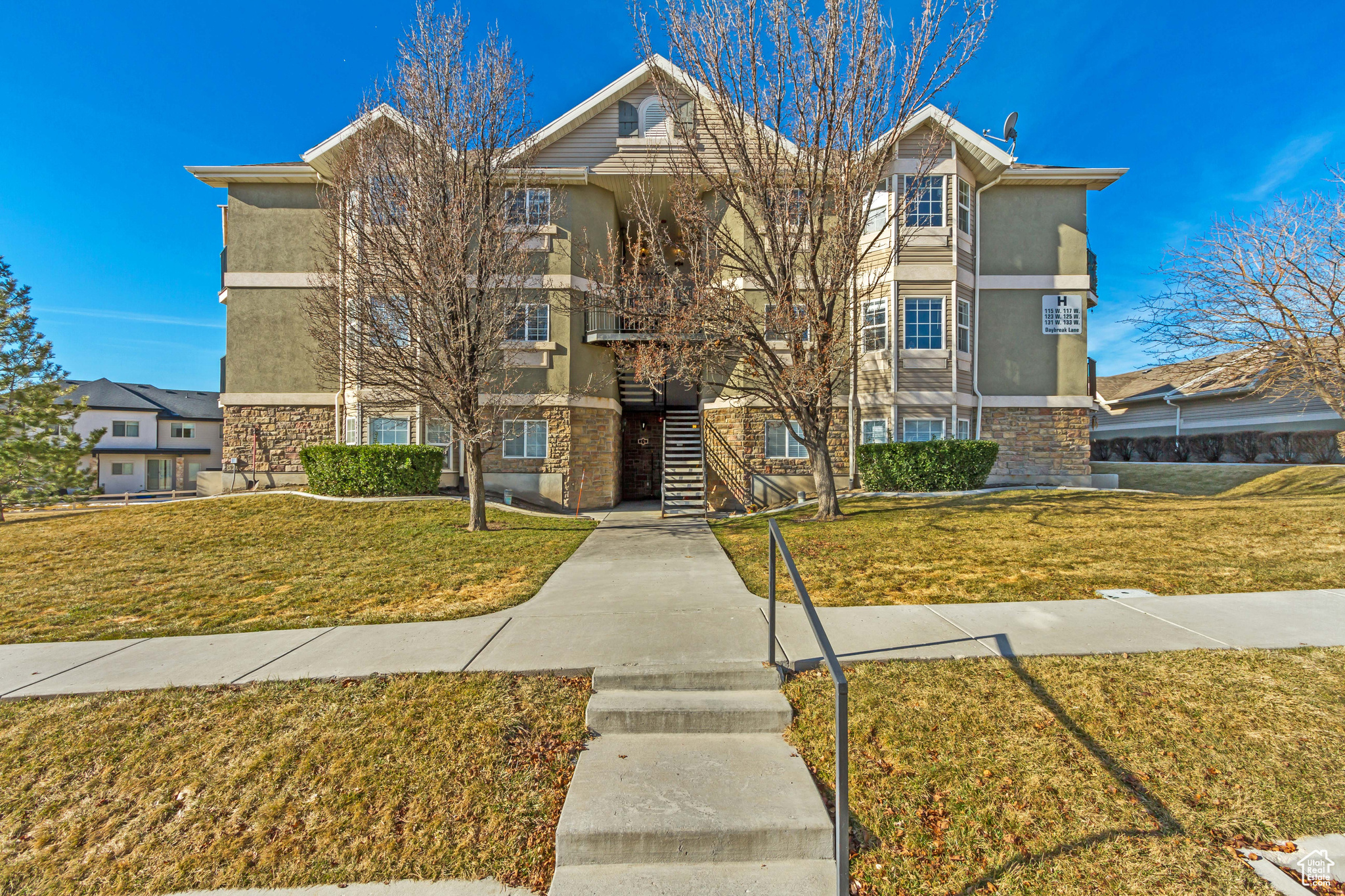 125 Daybreak Ln #H7, Saratoga Springs, Utah image 2