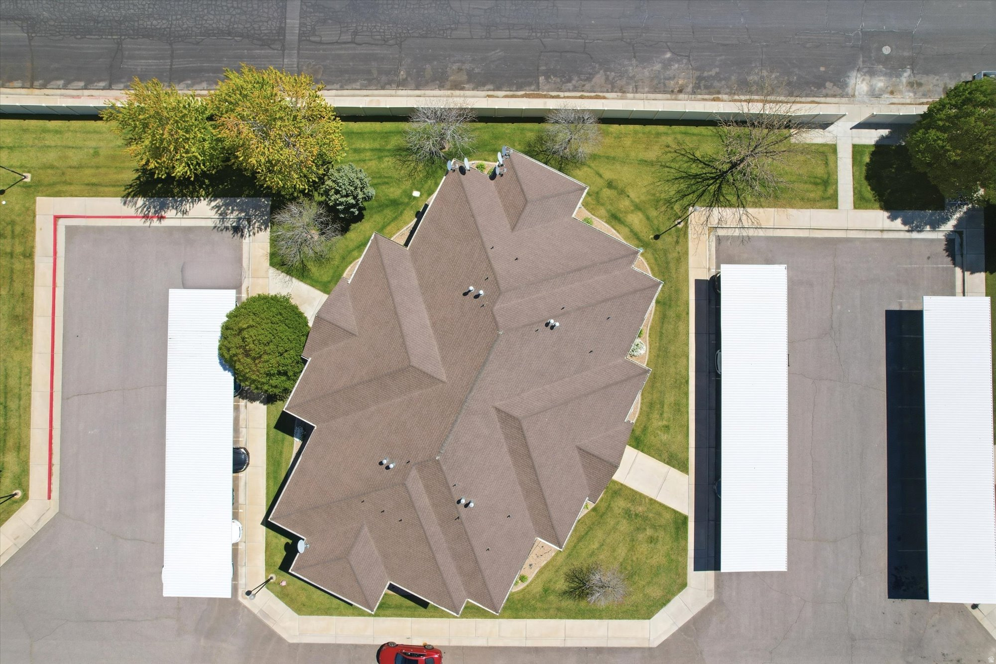 HUNTERS VILLAGE - Residential