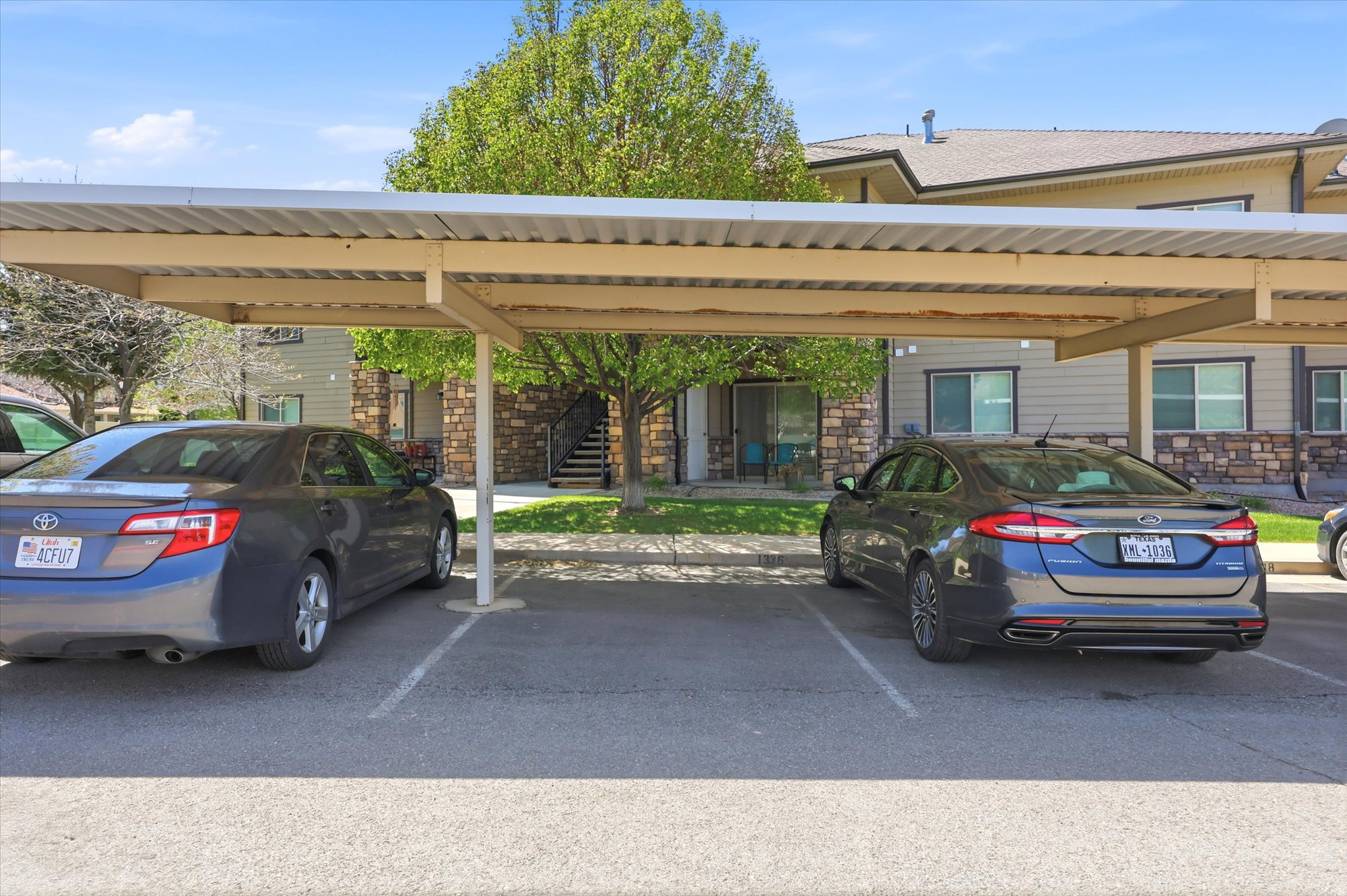HUNTERS VILLAGE - Residential