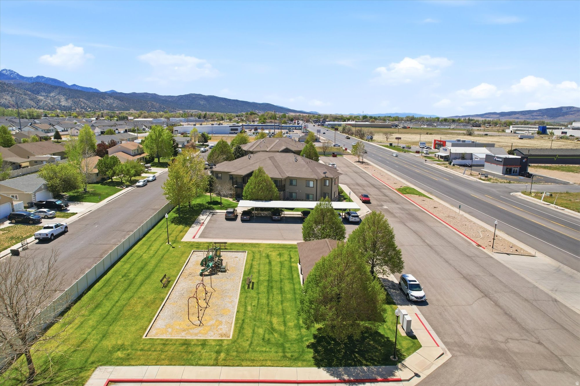 HUNTERS VILLAGE - Residential