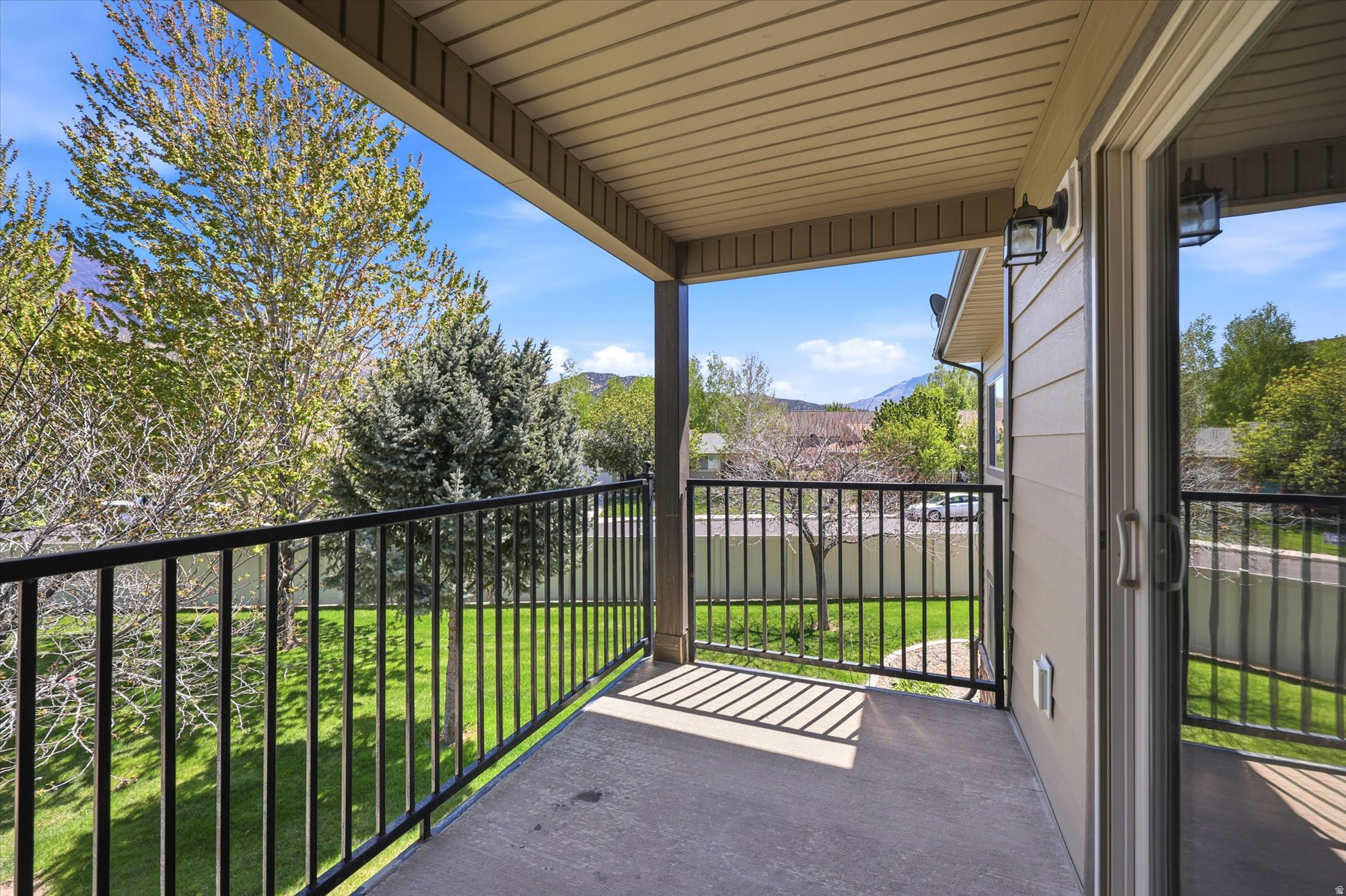 HUNTERS VILLAGE - Residential