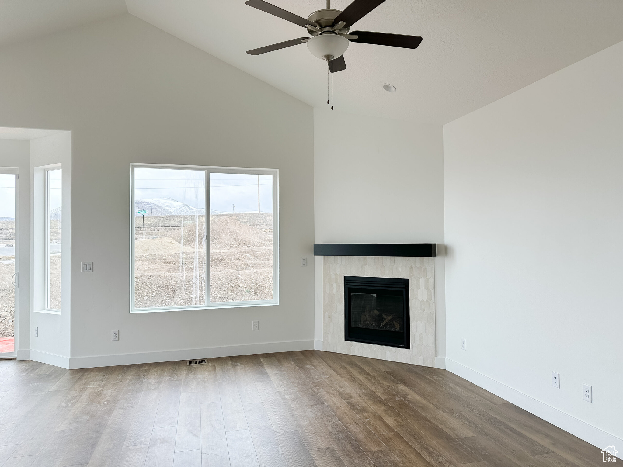 6977 W Hazel Oak Ct, Herriman, Utah image 6