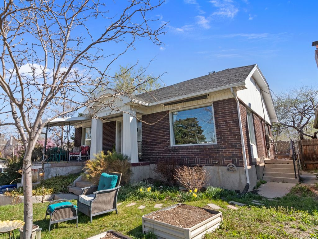 Photo of 2713 S HIGHLAND DR E, Salt Lake City, UT 84106 (MLS # 2145190)