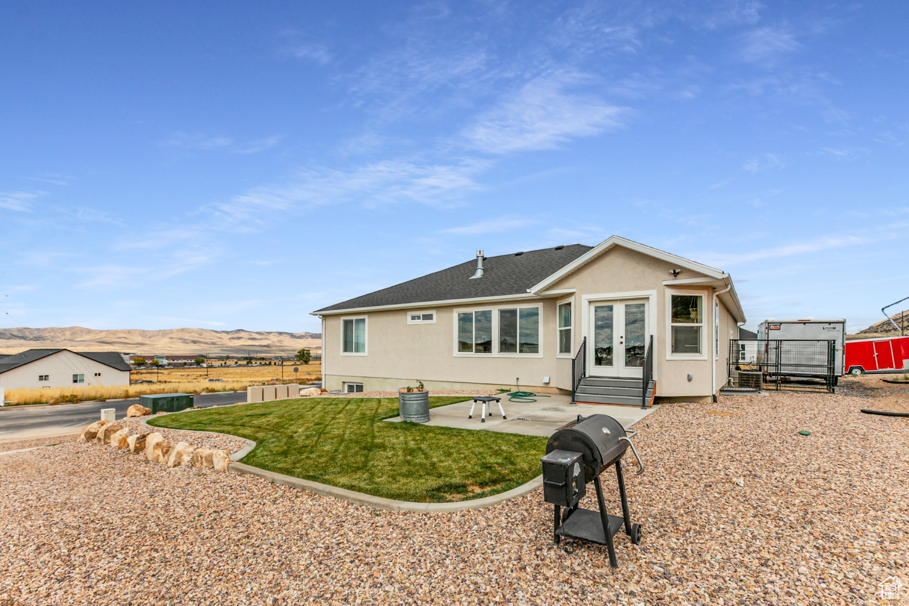 ESTATES SUBD - Residential