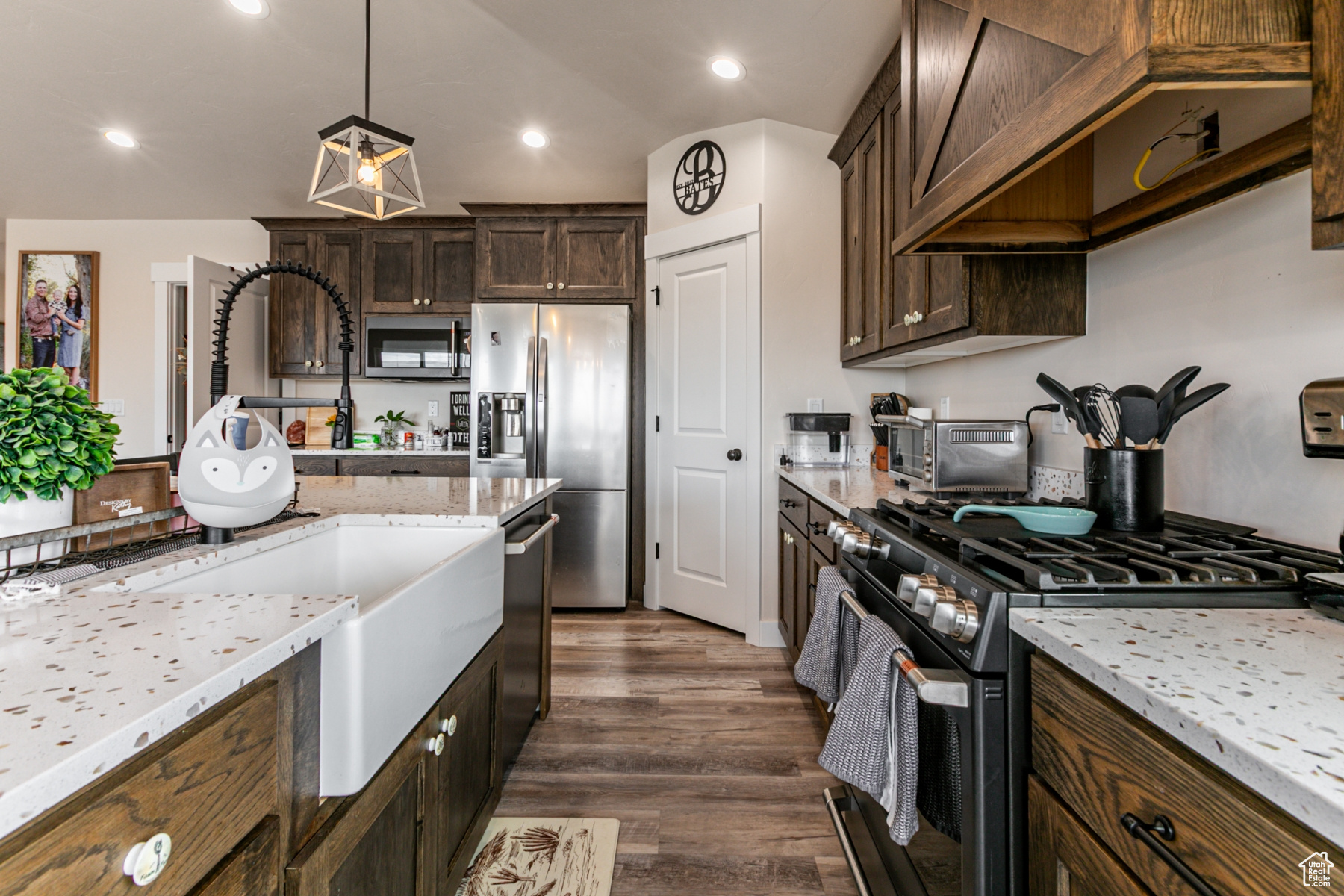 ESTATES SUBD - Residential