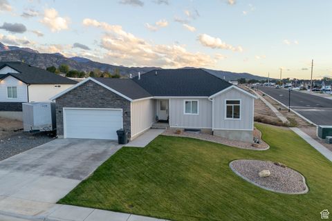 Photo of 216 E 1500 N, Nephi, UT 84648 (MLS # 2117380)