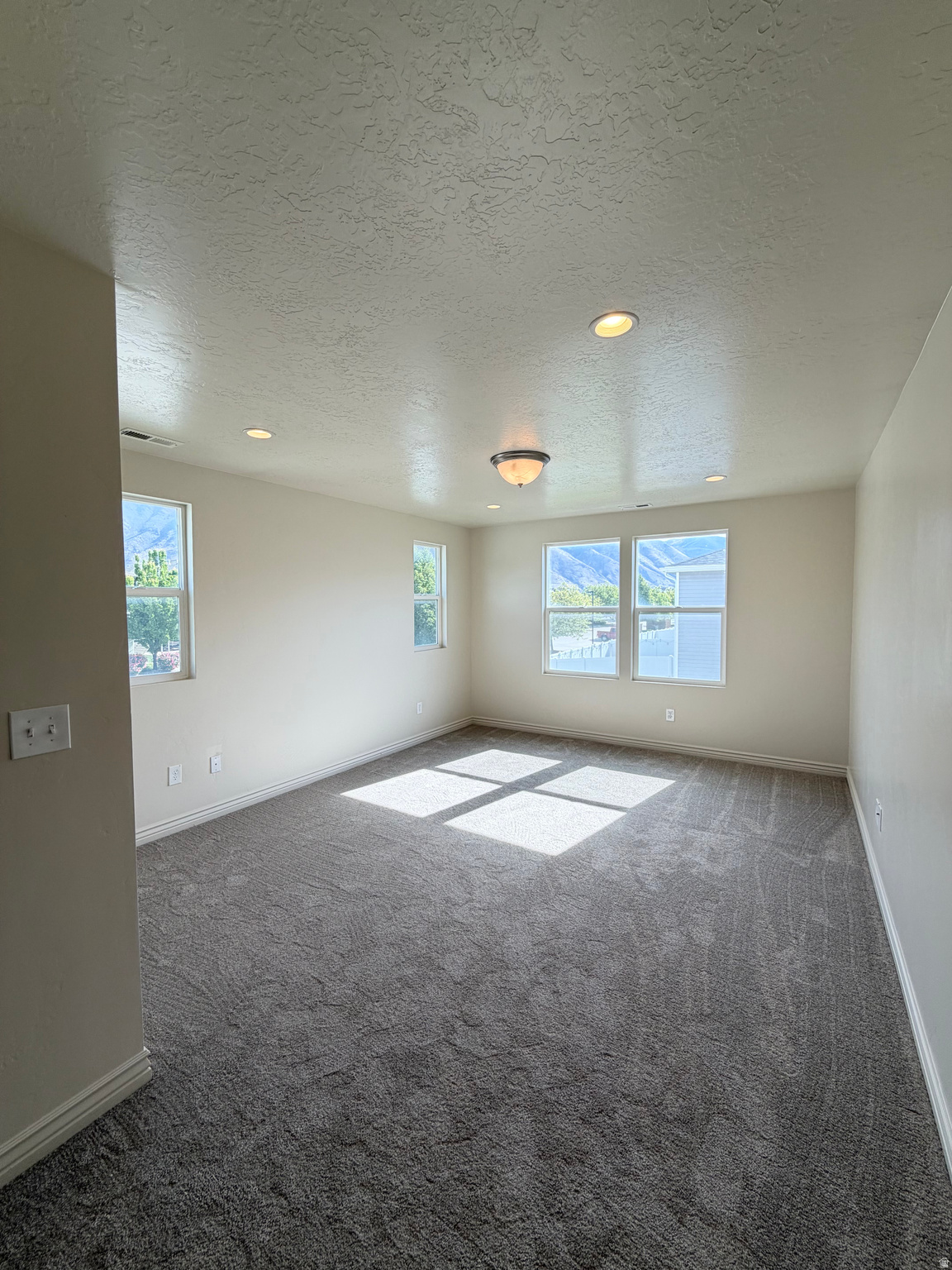 PHEASANT VALLEY - Residential Income