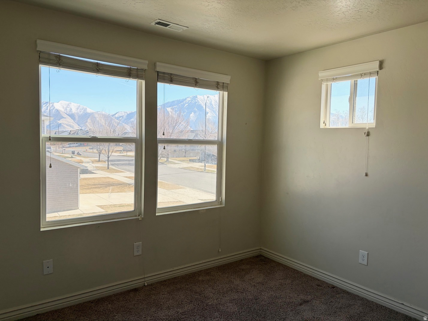 PHEASANT VALLEY - Residential Income